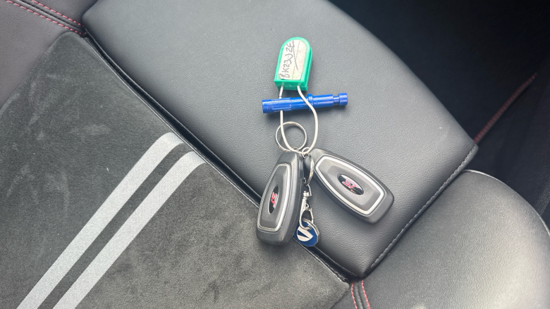 Ford Puma ST 1.0 EcoBoost Hybrid mHEV ST 5dr DCT Petrol Hatchback